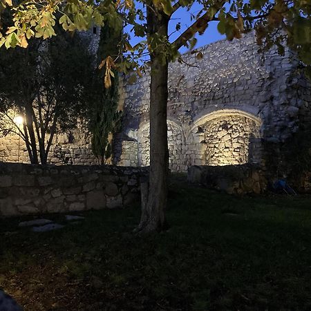 La Closerie D'Escalin Gite 12 Personnes Et Jacuzzi La Garde Adhemar Luaran gambar