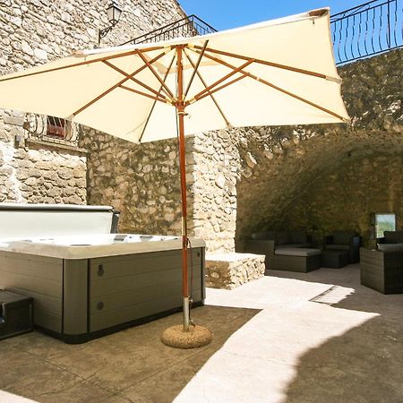 La Closerie D'Escalin Gite 12 Personnes Et Jacuzzi La Garde Adhemar Luaran gambar