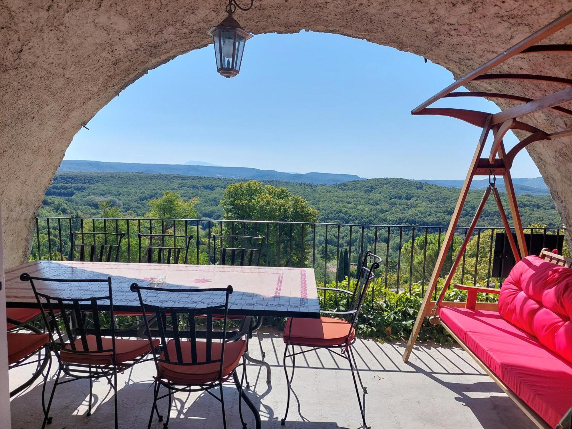 La Closerie D'Escalin Gite 12 Personnes Et Jacuzzi La Garde Adhemar Luaran gambar