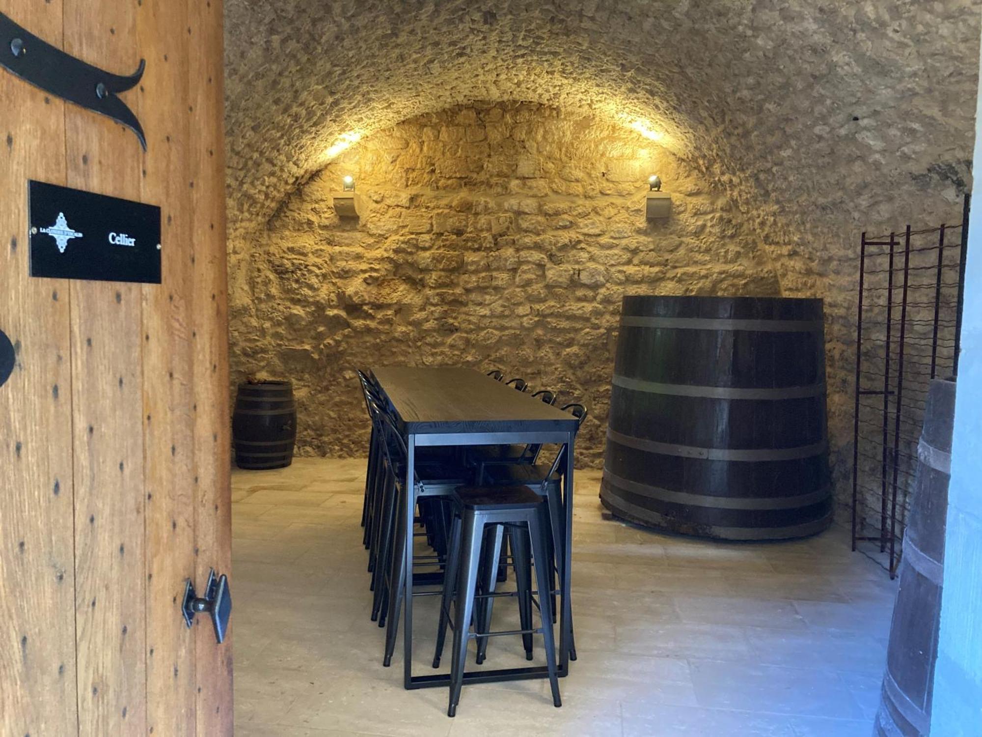 La Closerie D'Escalin Gite 12 Personnes Et Jacuzzi La Garde Adhemar Luaran gambar